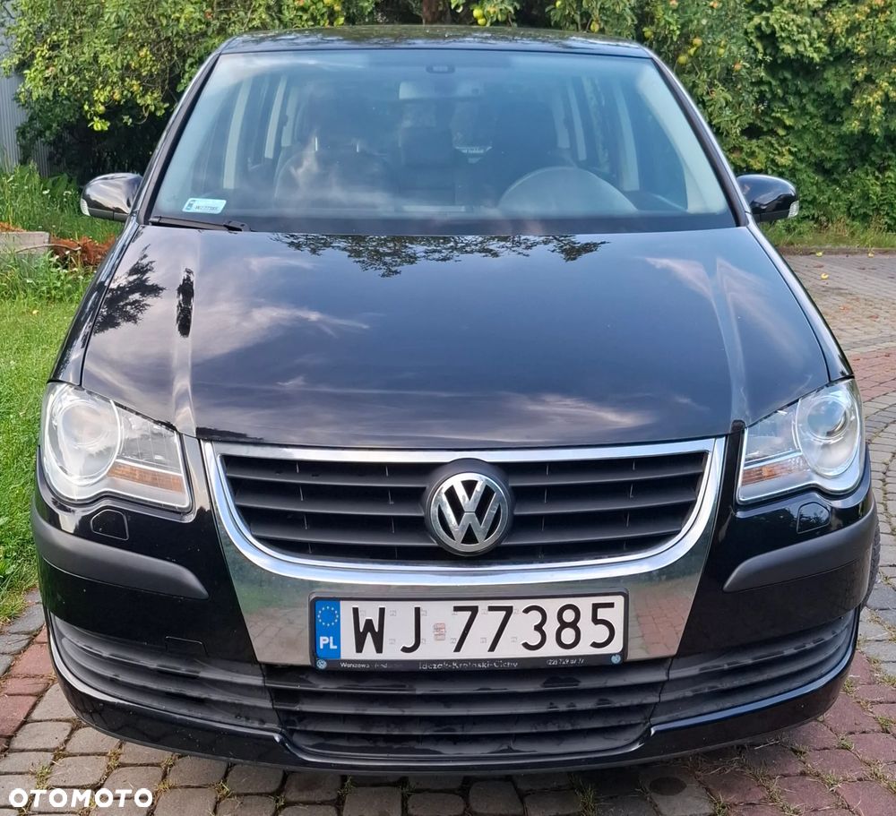 Volkswagen Touran 1.6 Conceptline - 3