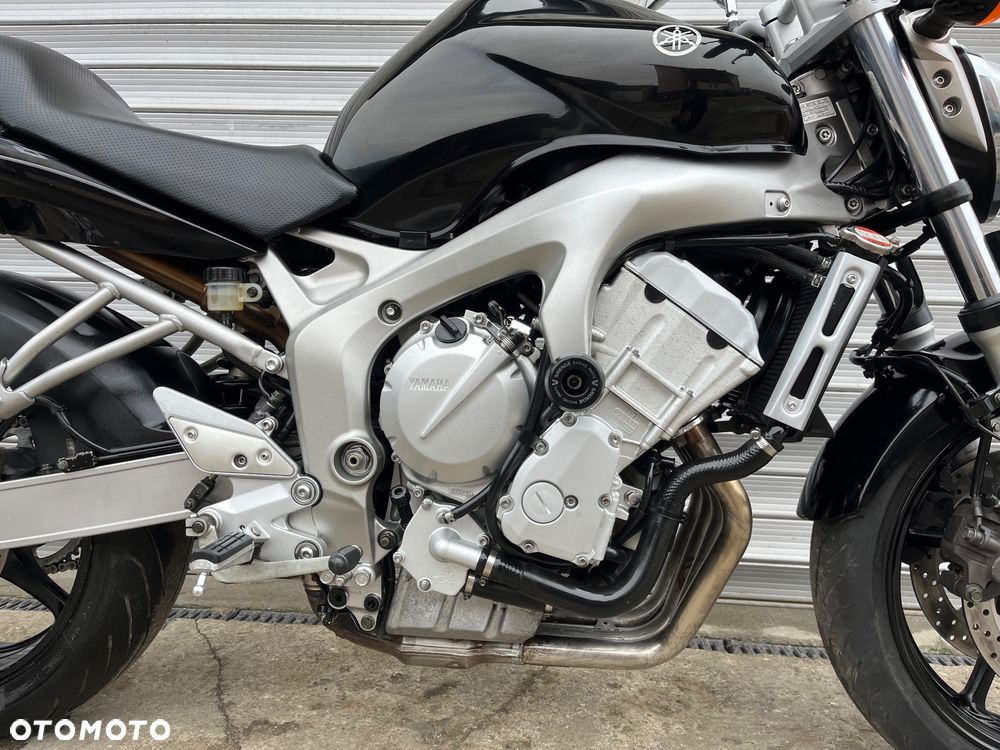 Yamaha FZ6 - 20