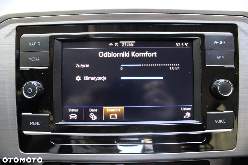 Volkswagen Passat - 17