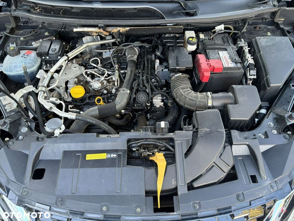 Nissan Qashqai - 25