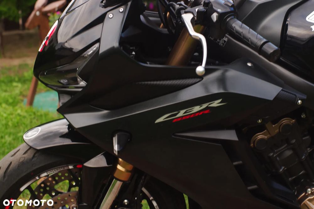Honda CBR - 24