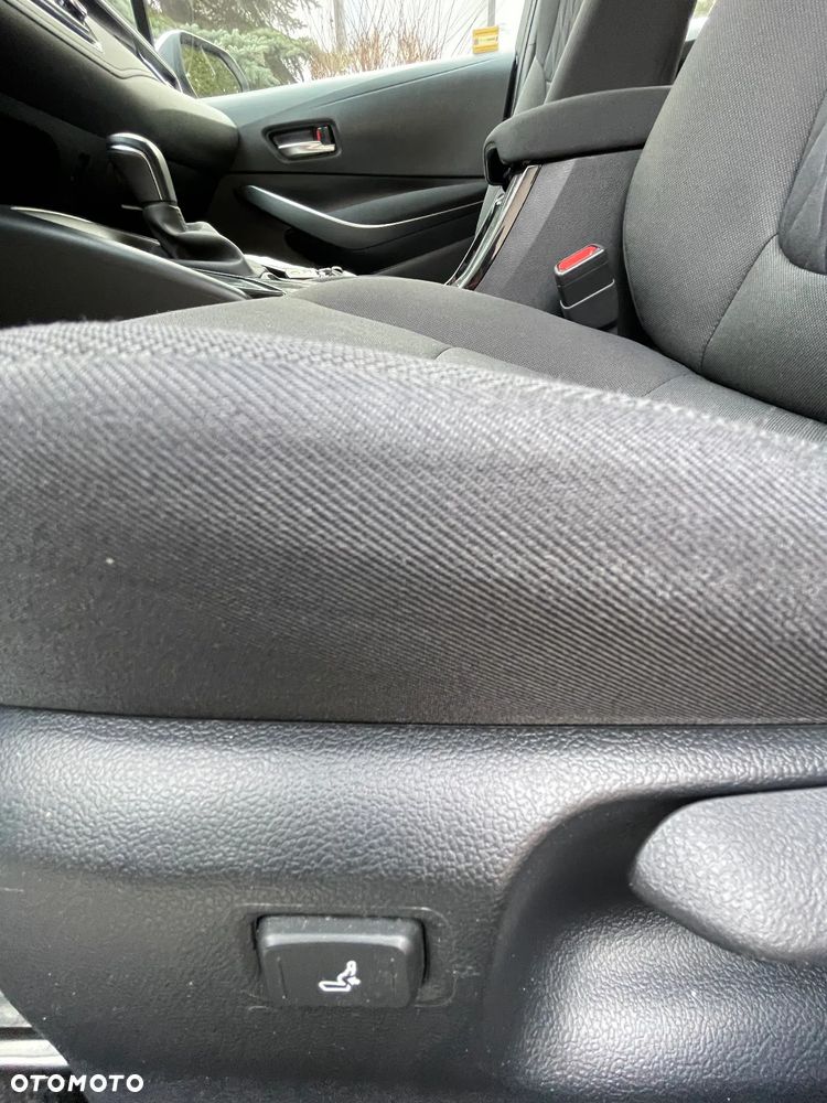 Toyota Corolla 1.8 Hybrid GPF Comfort - 16