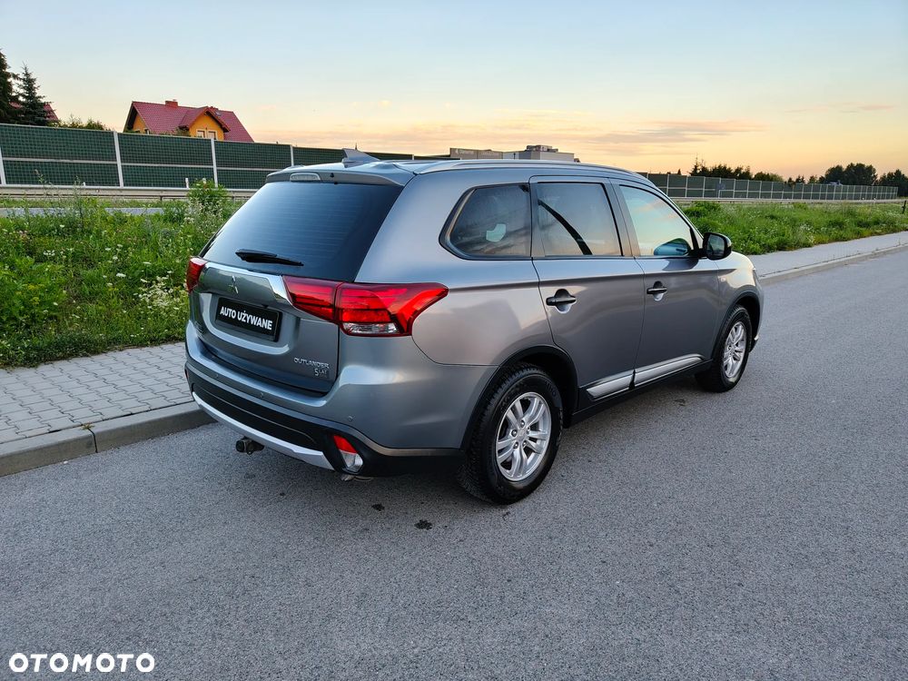 Mitsubishi Outlander 2.0 City Style 2WD - 30