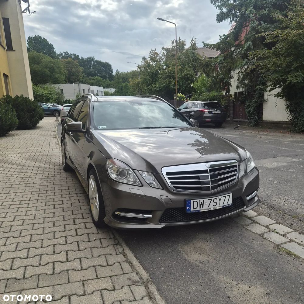 Mercedes-Benz Klasa E 350 4-Matic BlueEff Avantgarde - 1