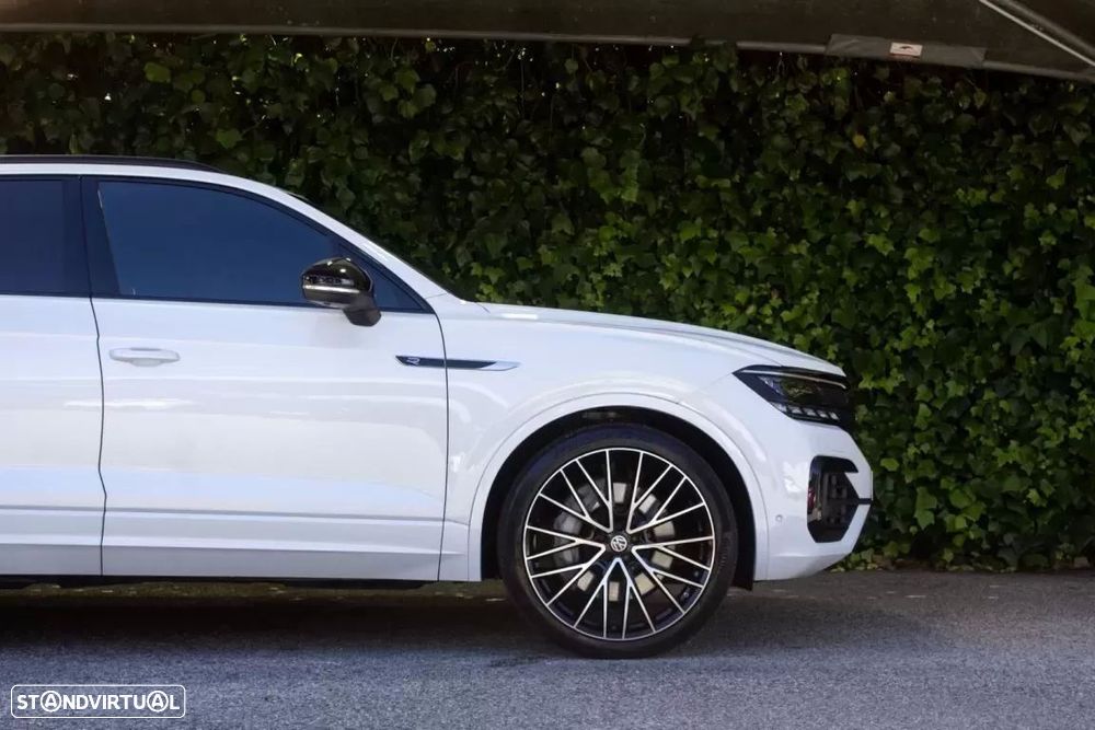 VW Touareg 3.0 TSI e-Hybrid R - 5