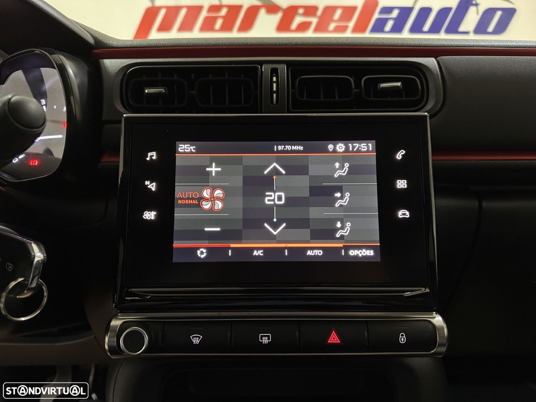 Citroën C3 1.2 PureTech C-Series - 32