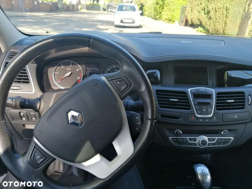 Renault Laguna 2.0 dCi Initiale - 17