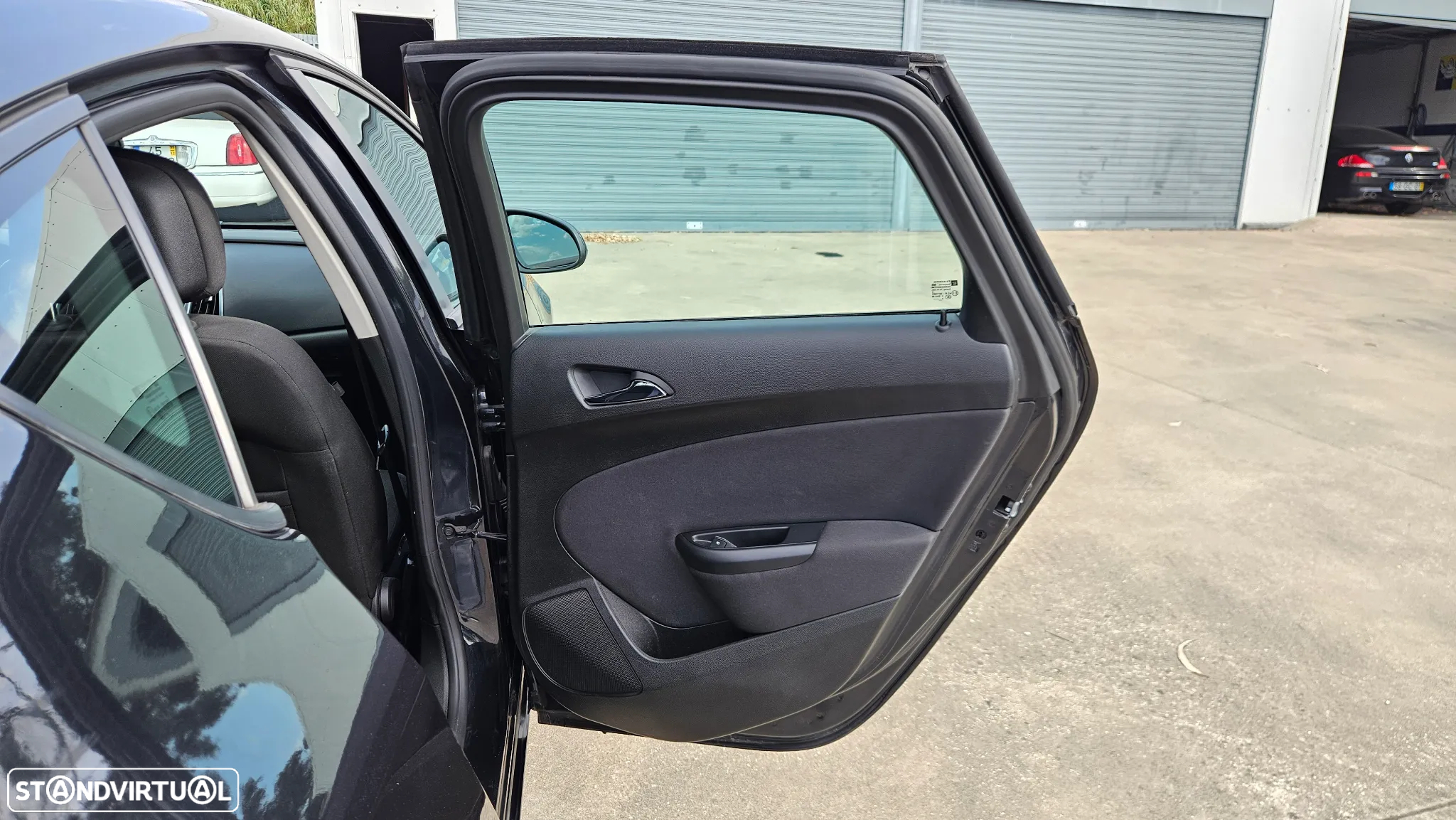Opel Astra 1.3 CDTi Executive - 24