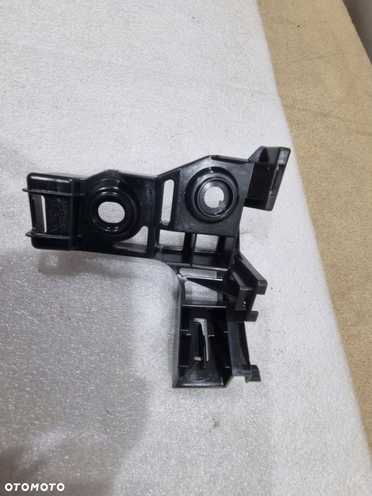 ŚLIZG ZDERZAKA LEWY TYŁ VW GOLF SPORTSVAN - 2