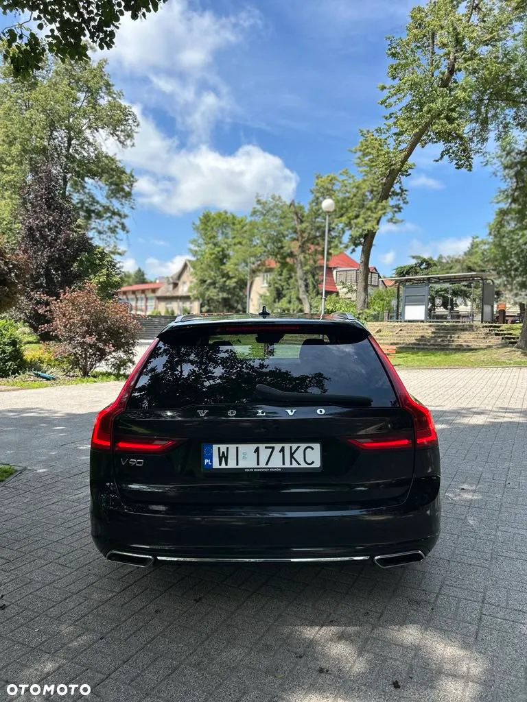 Volvo V90 D5 AWD Inscription - 4