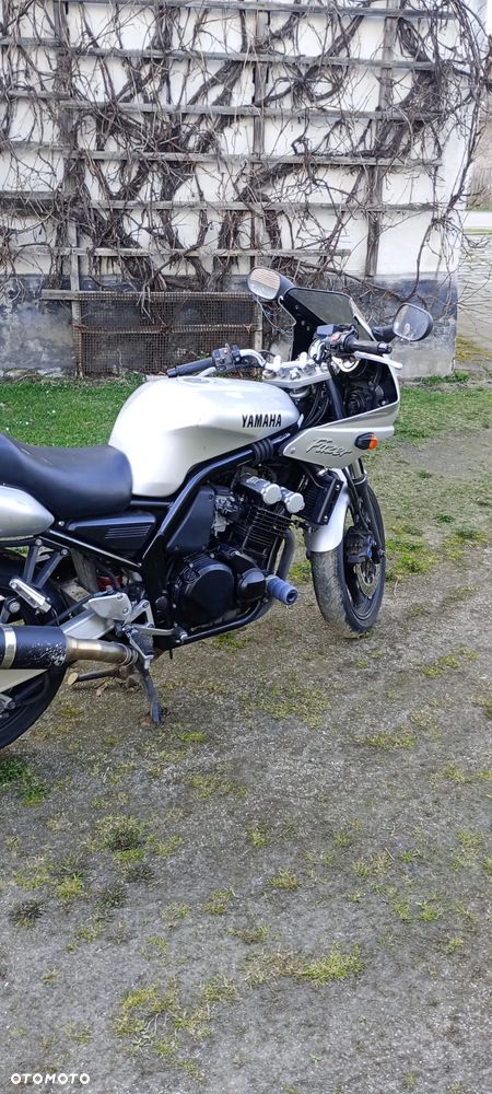 Yamaha FZ - 1