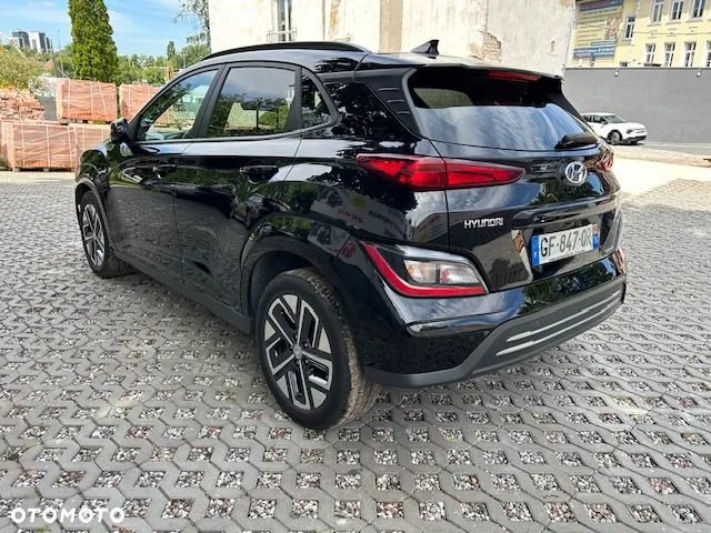Hyundai Kona EV - 5