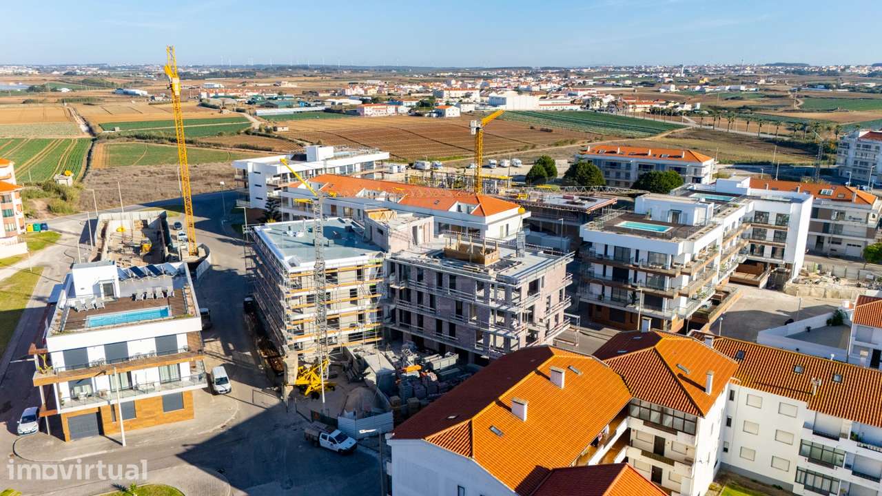 Apartamento T3 em prédio com piscina na Consolação - Grande imagem: 4/24