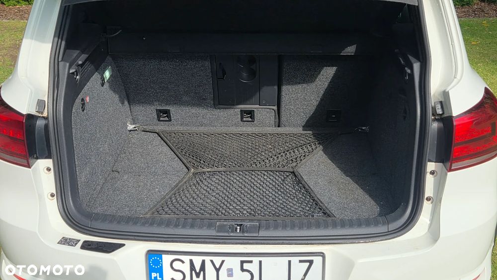 Volkswagen Tiguan - 11