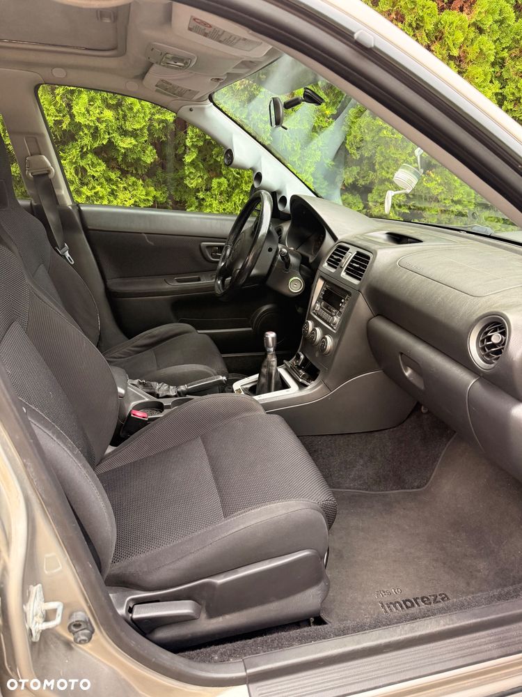 Subaru Impreza 2.0 WRX STI - 16
