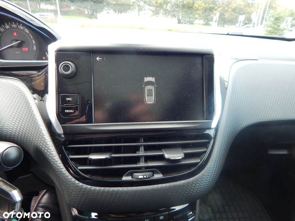 Peugeot 2008 1.2 Pure Tech GPF Allure S&S - 11