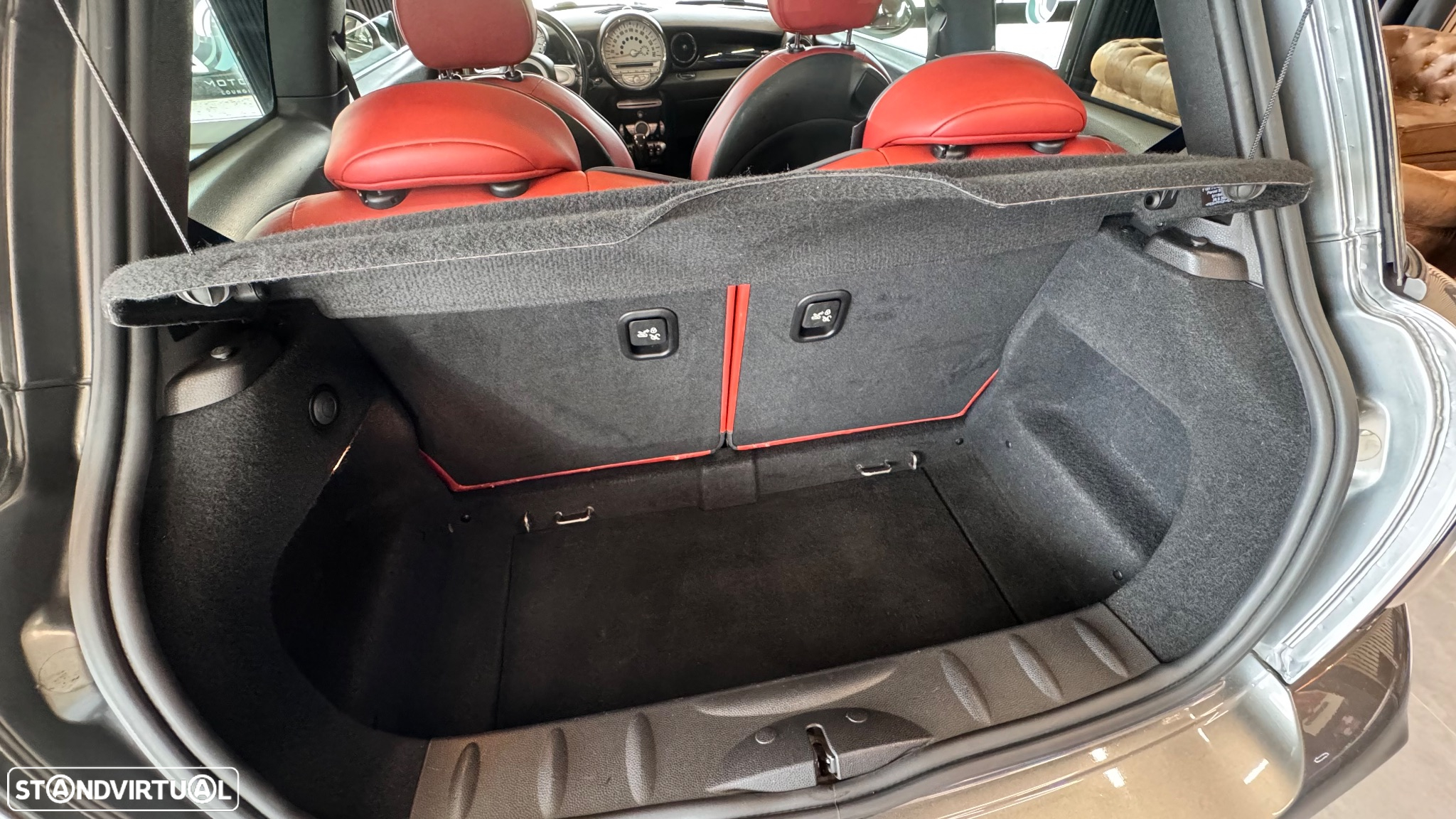 MINI 3 Portas John Cooper Works - 19
