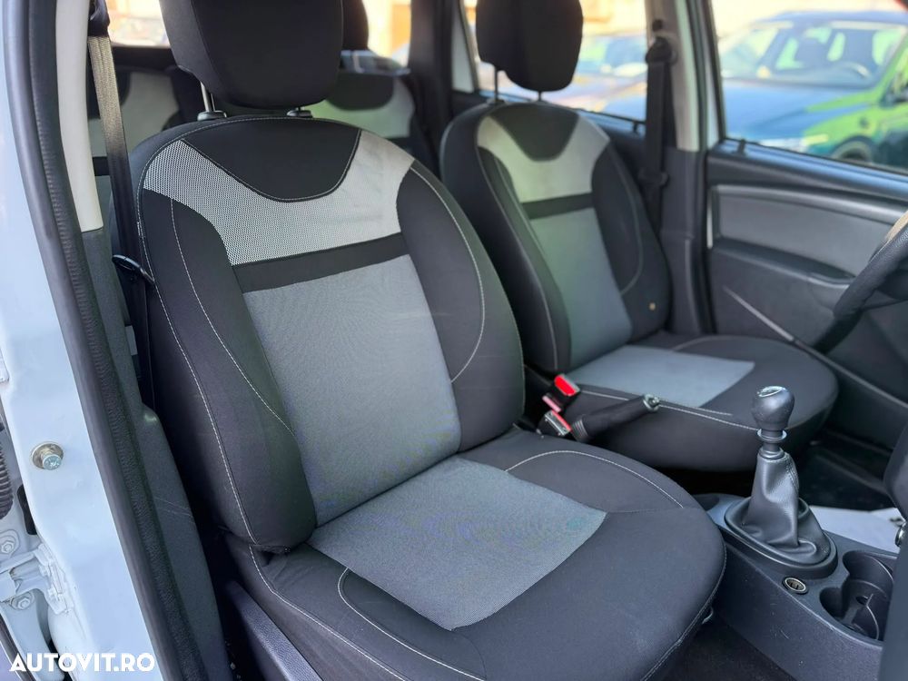 Dacia Duster 1.5 dCi 4WD Comfort - 21