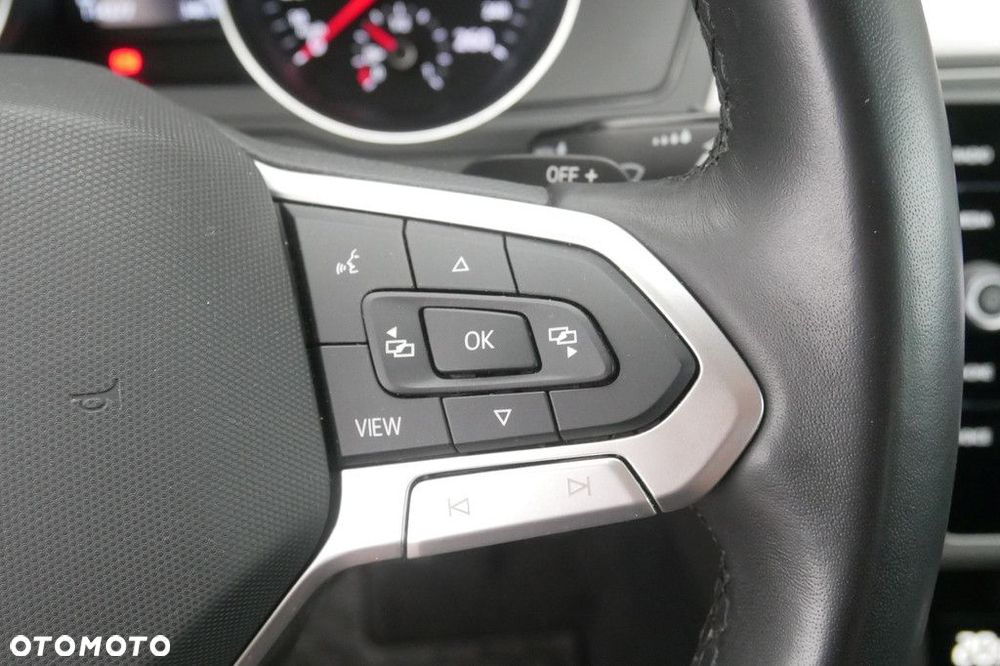 Volkswagen Passat Variant 1.5 TSI EVO Essence DSG - 22