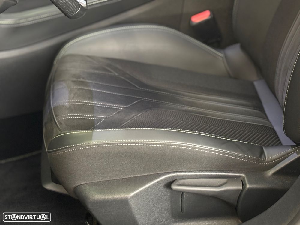 Peugeot 308 SW 1.2 PureTech GT Line EAT8 - 23
