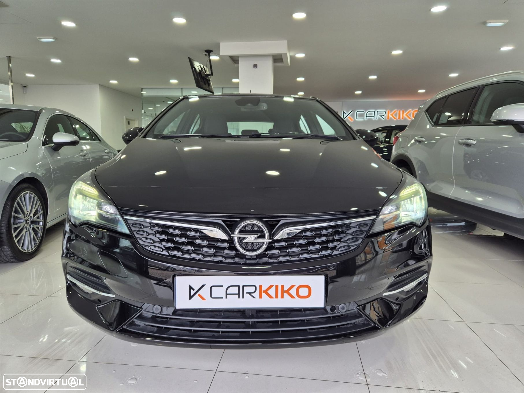 Opel Astra 1.2 T GS Line - 3