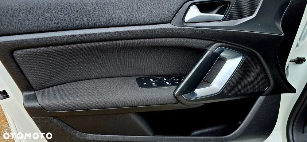 Peugeot 308 SW BlueHDi 130 Stop & Start Active Business-Paket - 34