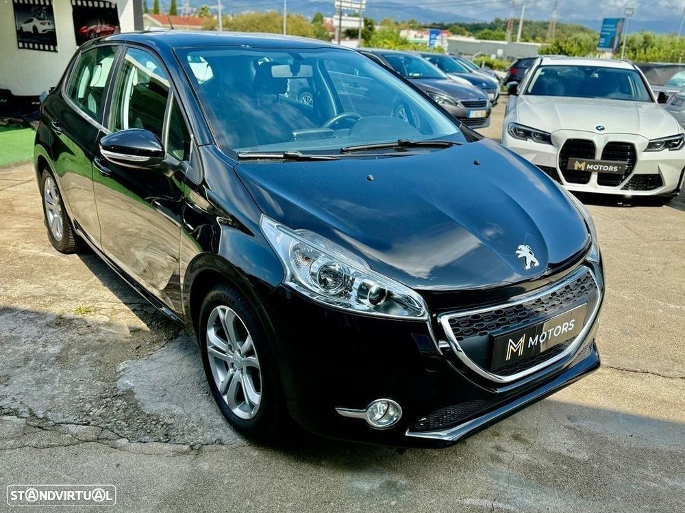 Peugeot 208 1.2 VTi SE Style - 1