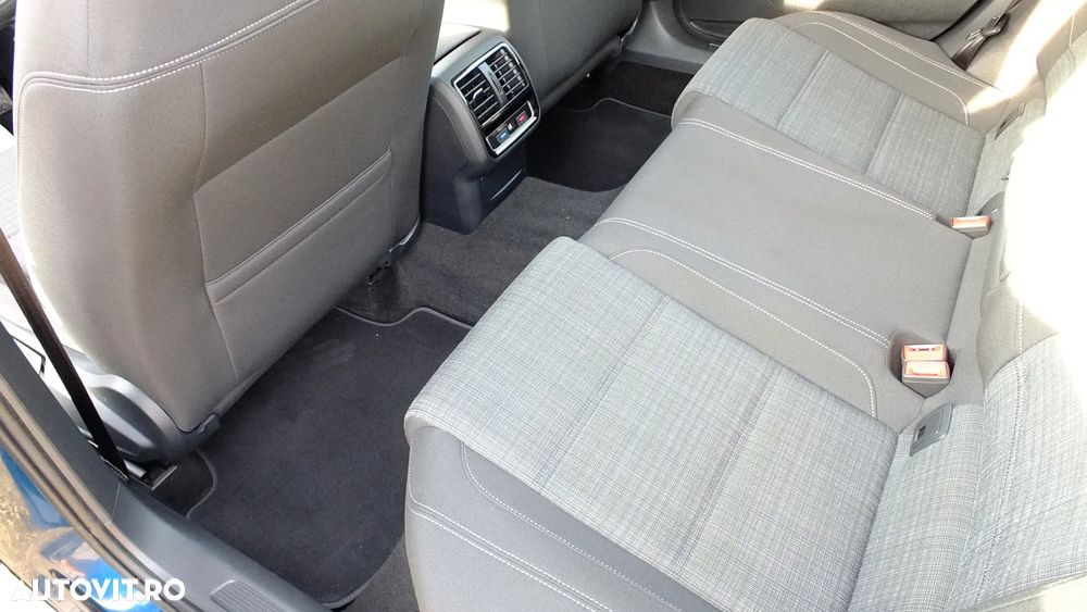 Volkswagen Passat 2.0 TDI SCR DSG Comfortline - 21