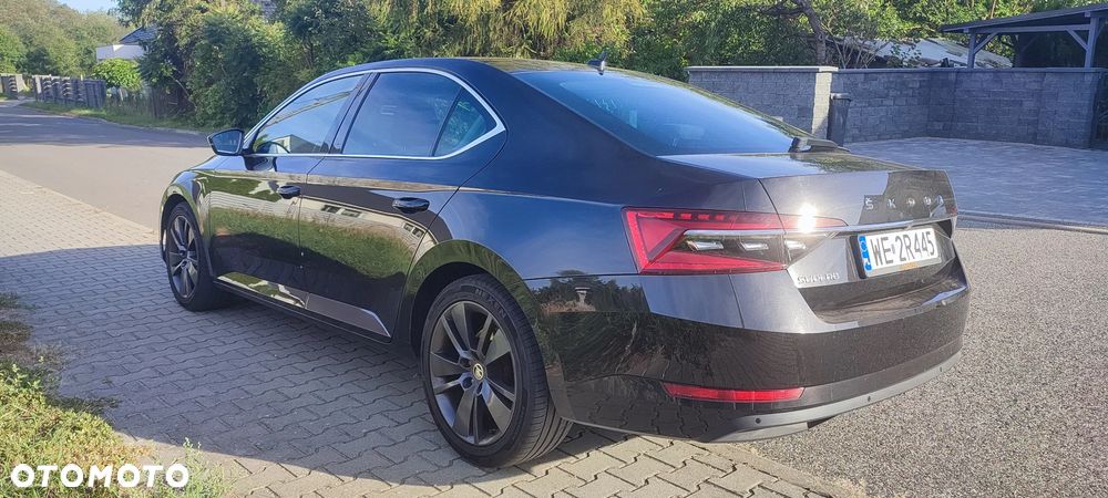 Skoda Superb 2.0 TDI SCR Style DSG - 6