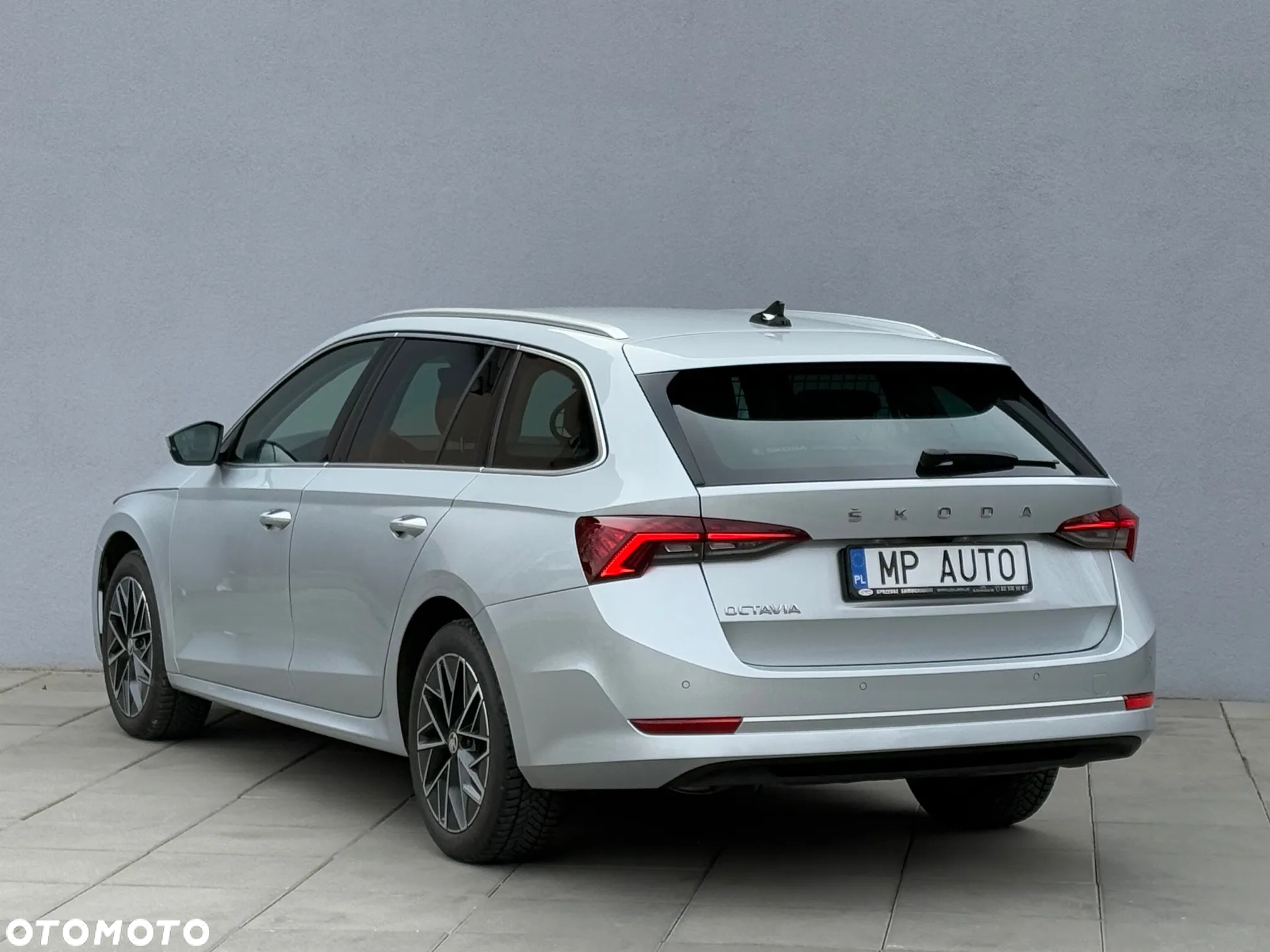 Skoda Octavia 2.0 TDI Style DSG - 4