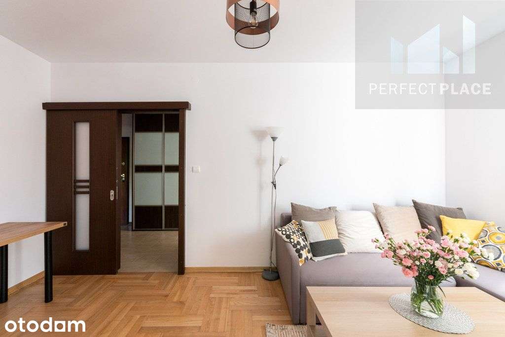 Ładne mieszkanie, oddzielna kuchnia, balkon