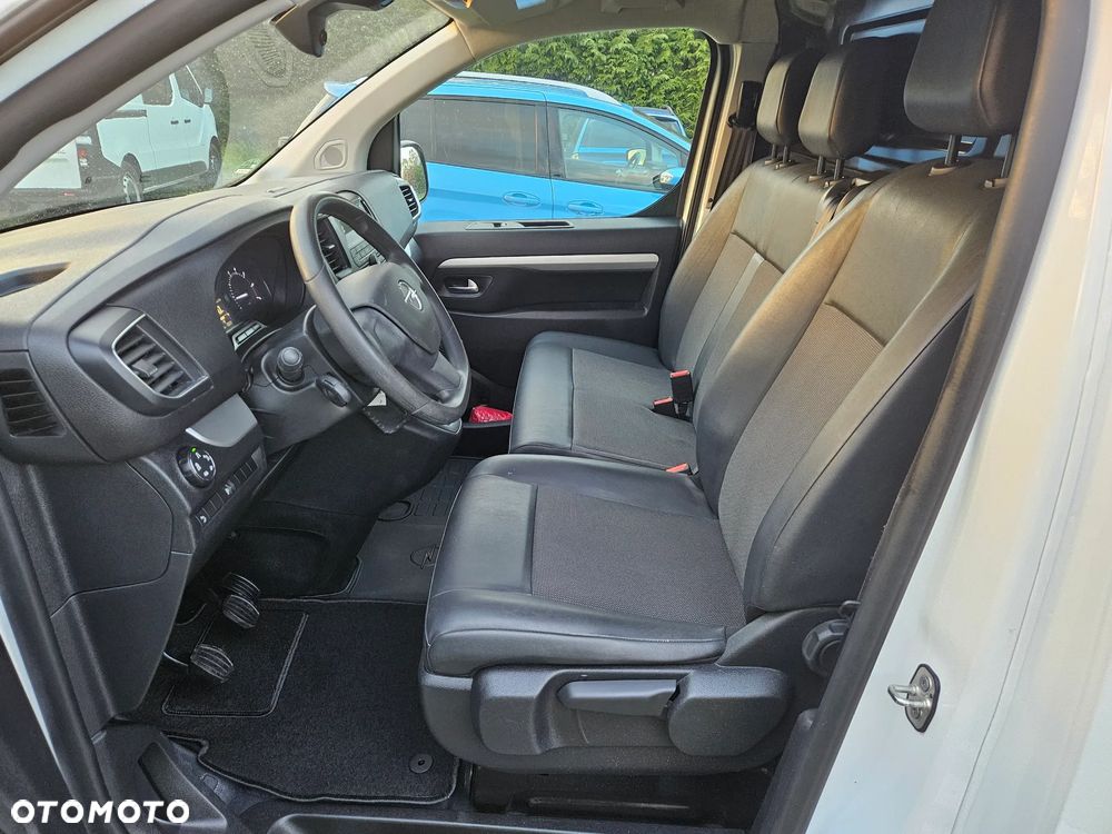 Opel Vivaro - 8