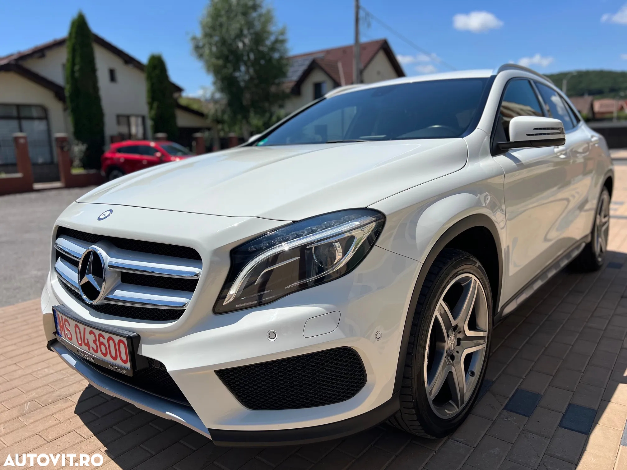 Mercedes-Benz GLA 200 7G-DCT AMG Line - 37