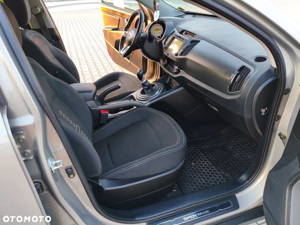 Kia Sportage 1.7 CRDI L 2WD - 12