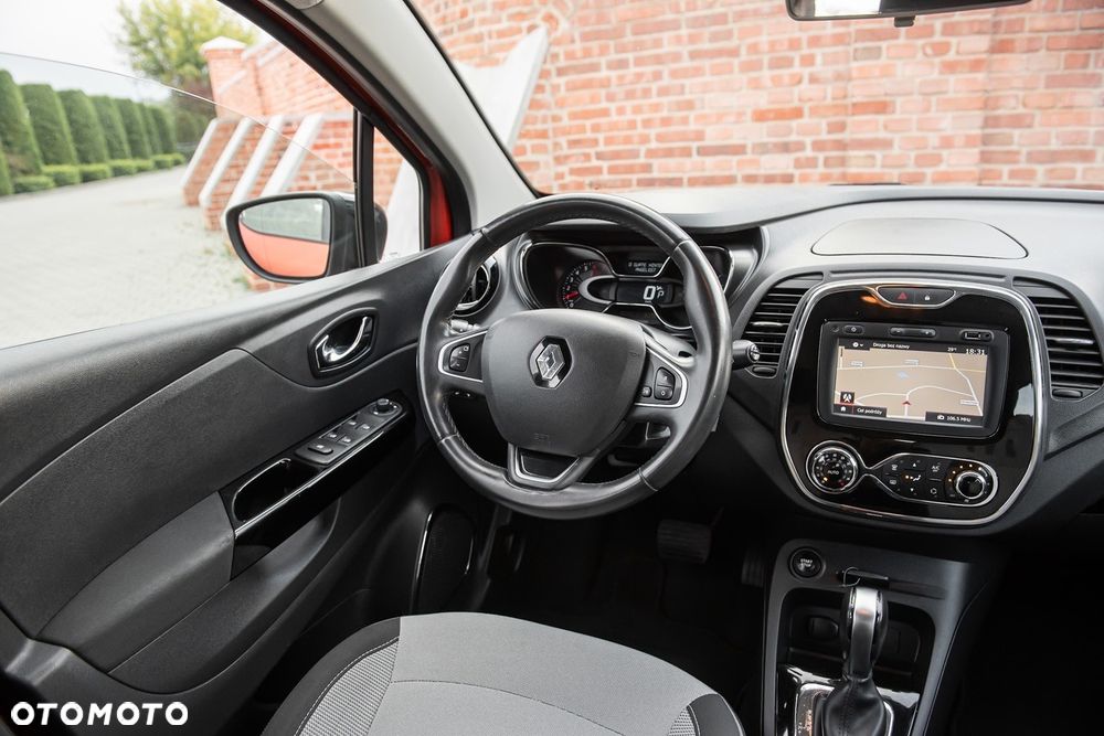 Renault Captur - 28
