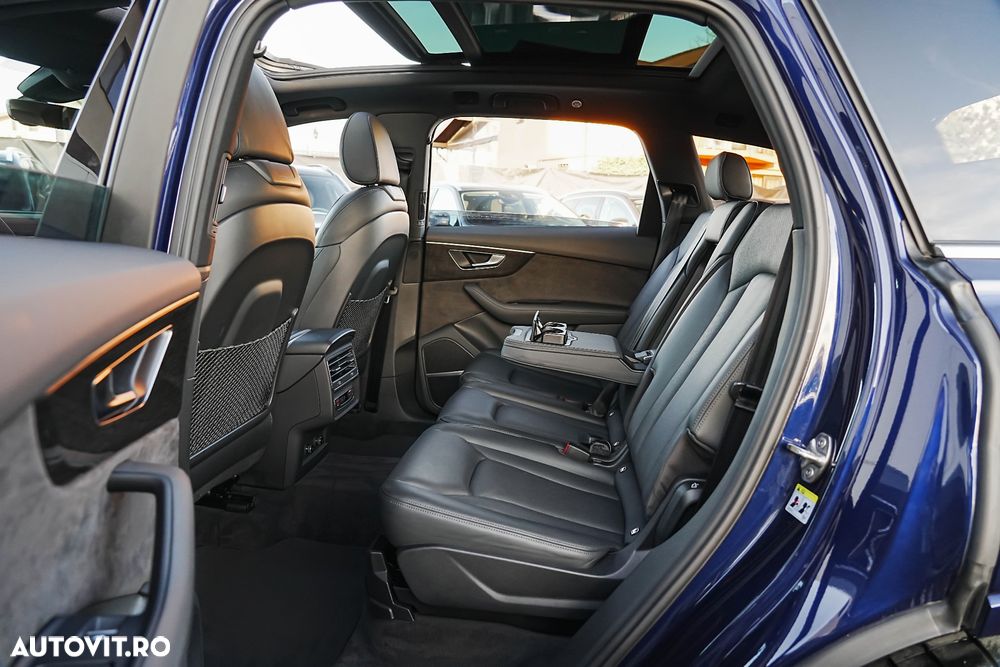 Audi Q7 3.0 55 TFSIe quattro Tiptronic S Line - 24