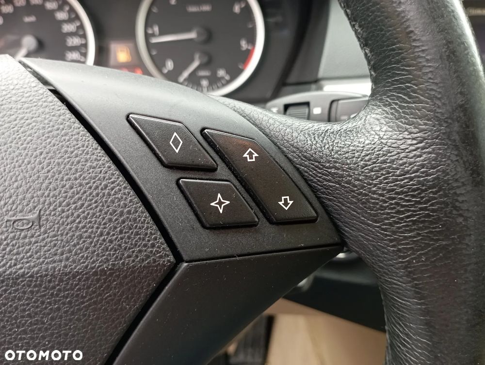 BMW Seria 5 - 17