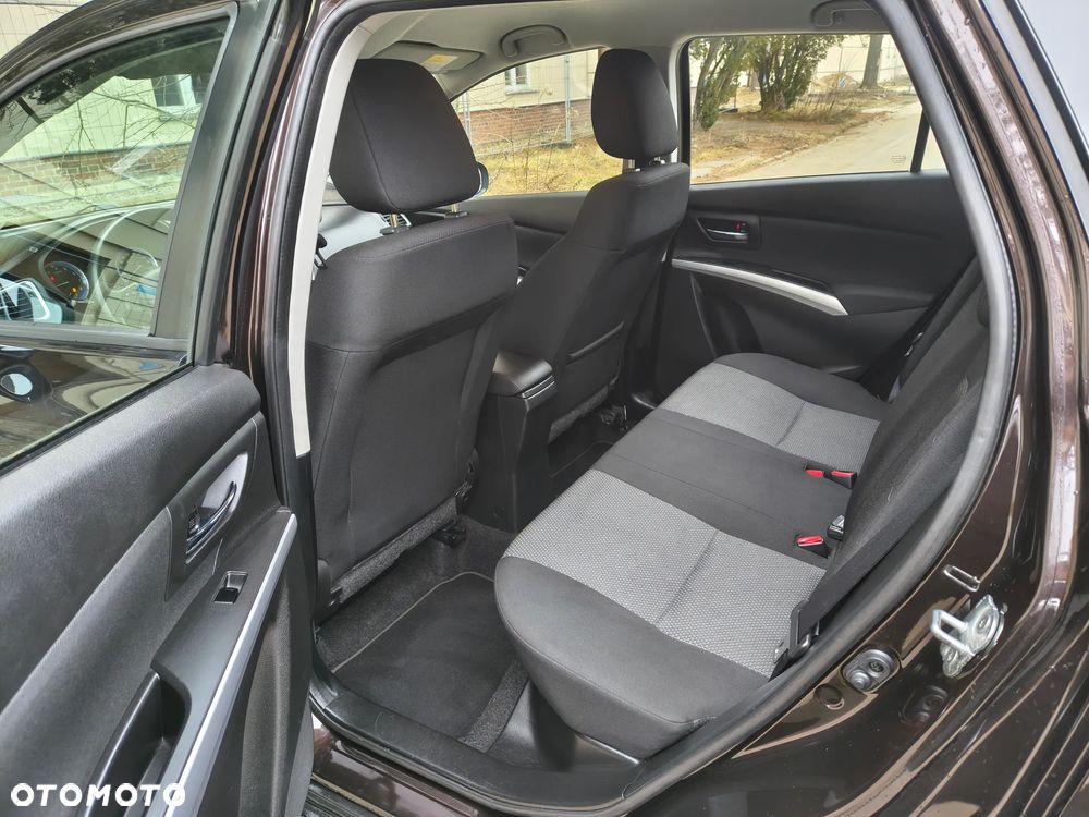Suzuki SX4 S-Cross 1.6 VVT 4x2 Comfort - 6