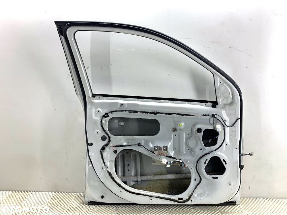DRZWI LEWY PRZÓD  MITSUBISHI ASX (GA_W_) 2009 - 2022 1.6 MIVEC 86 kW [117 KM] benzyna 2010 - 2022 - 9