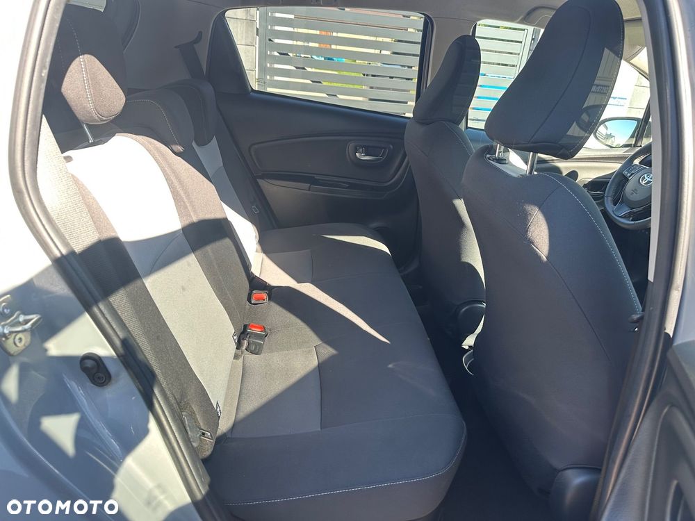 Toyota Yaris 1.5 VVT-i Selection - 32