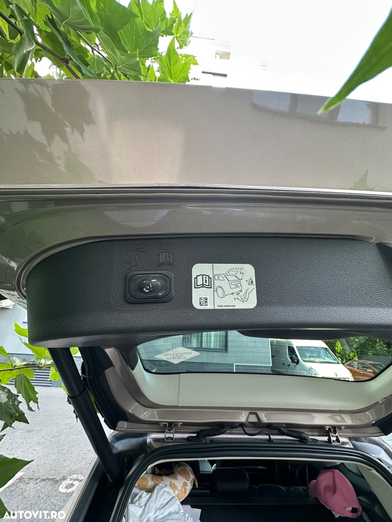 Ford Kuga 2.0 TDCi 4WD Powershift Vignale - 18