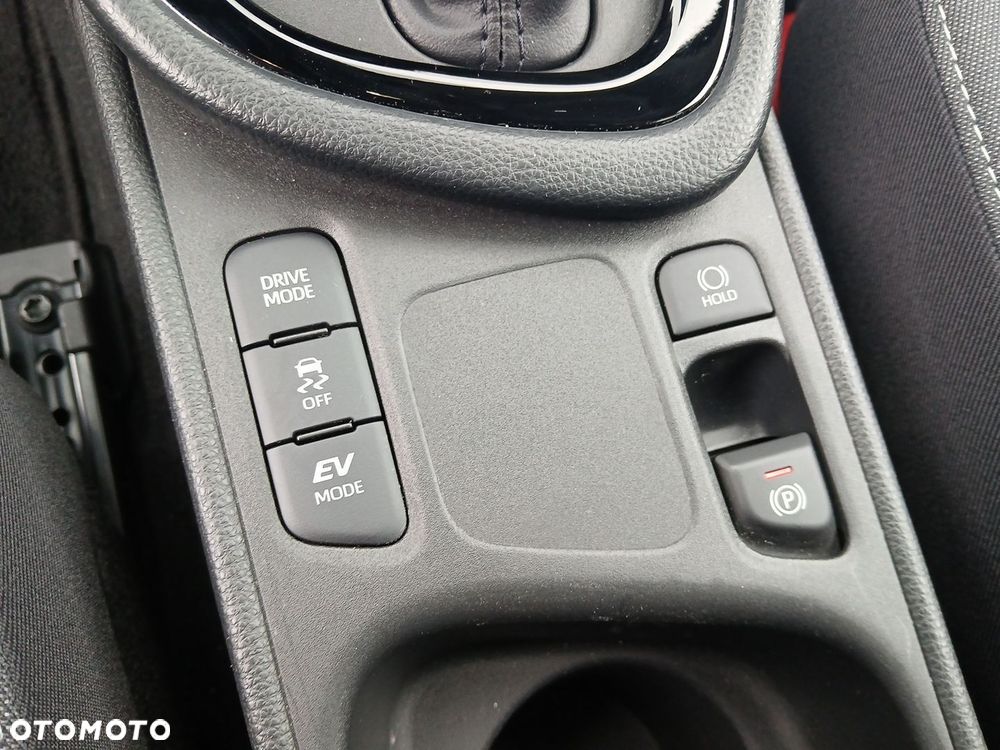 Toyota Yaris Hybrid 1.5 Style - 37