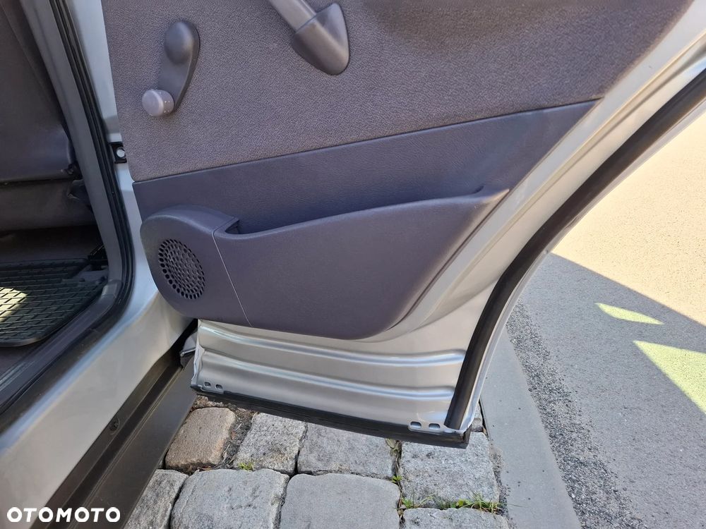 Mercedes-Benz Klasa A 160 Classic Piccadilly - 16