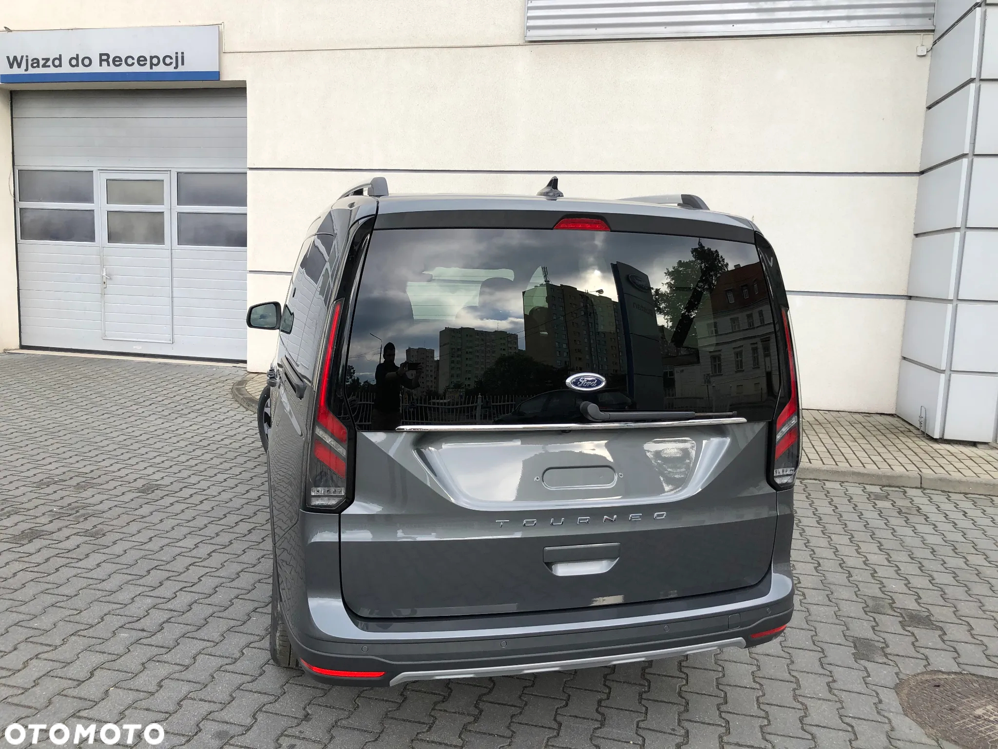 Ford Tourneo Connect Grand 2.0 EcoBlue Active - 23