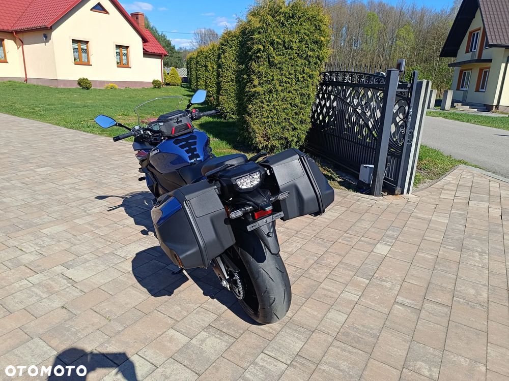 Suzuki GSX 1000 - 7