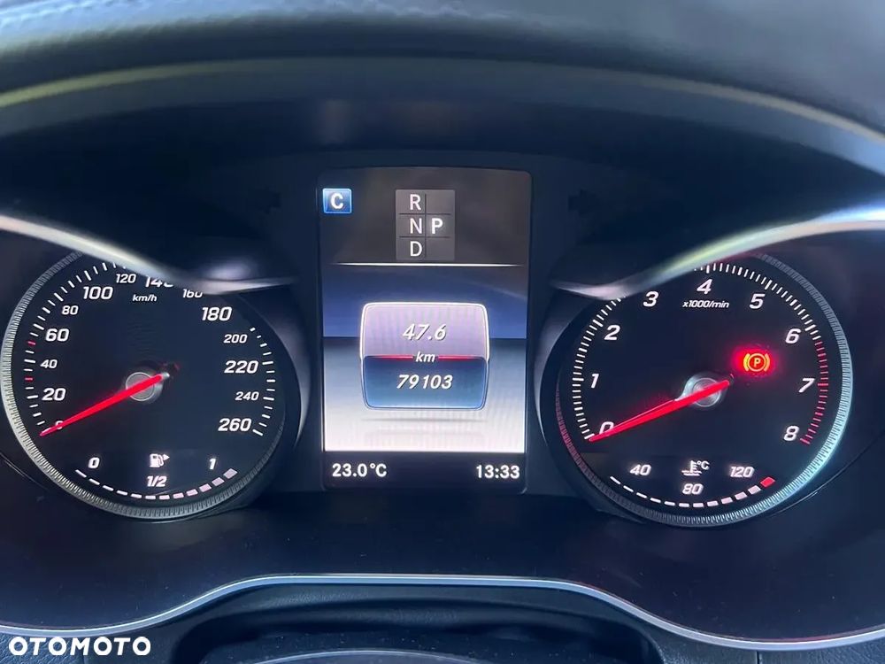 Mercedes-Benz GLC - 6