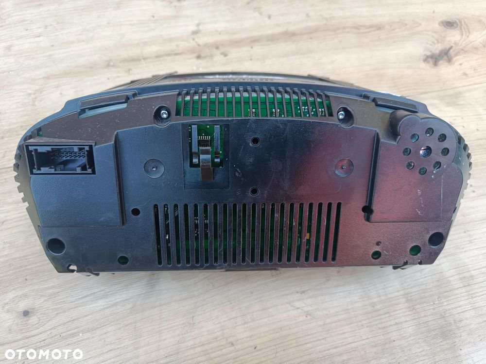 BMW E60 E61 2.5D 3.0D AUTOMAT DIESEL LICZNIK ZEGARY EUROPA 9135253 - 2