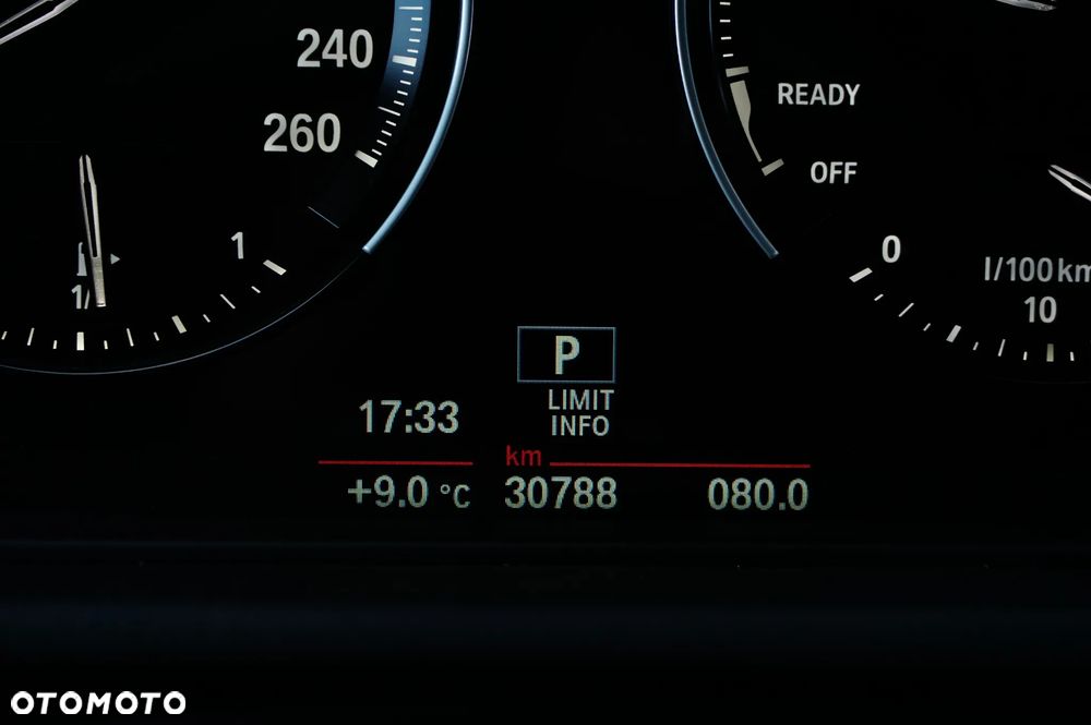 BMW X2 sDrive18i - 39