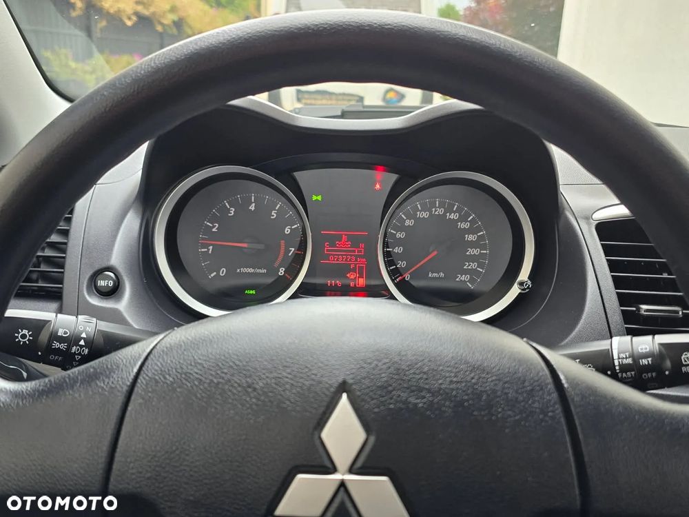 Mitsubishi Lancer - 3