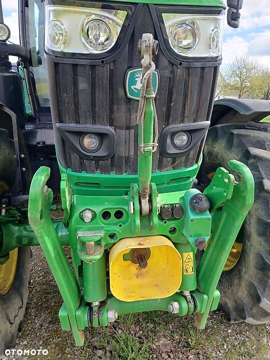 John Deere 6175R - 9